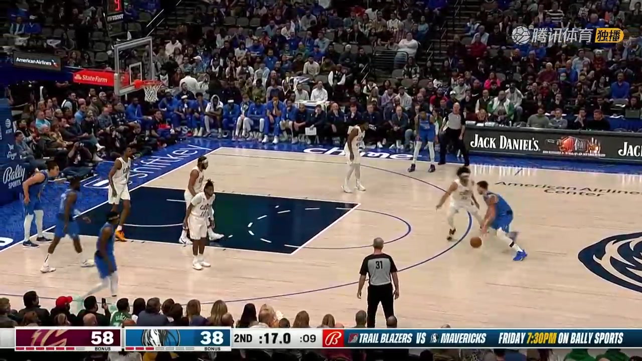 魔術師附體！東契奇神仙不看人背傳 畢竟周最佳助攻TOP10！